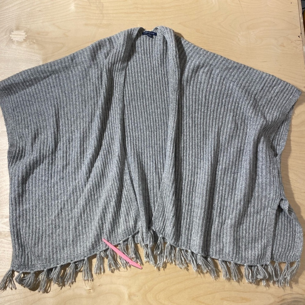 American Eagle Outfitters Gray Fringe Poncho One Size (NS)